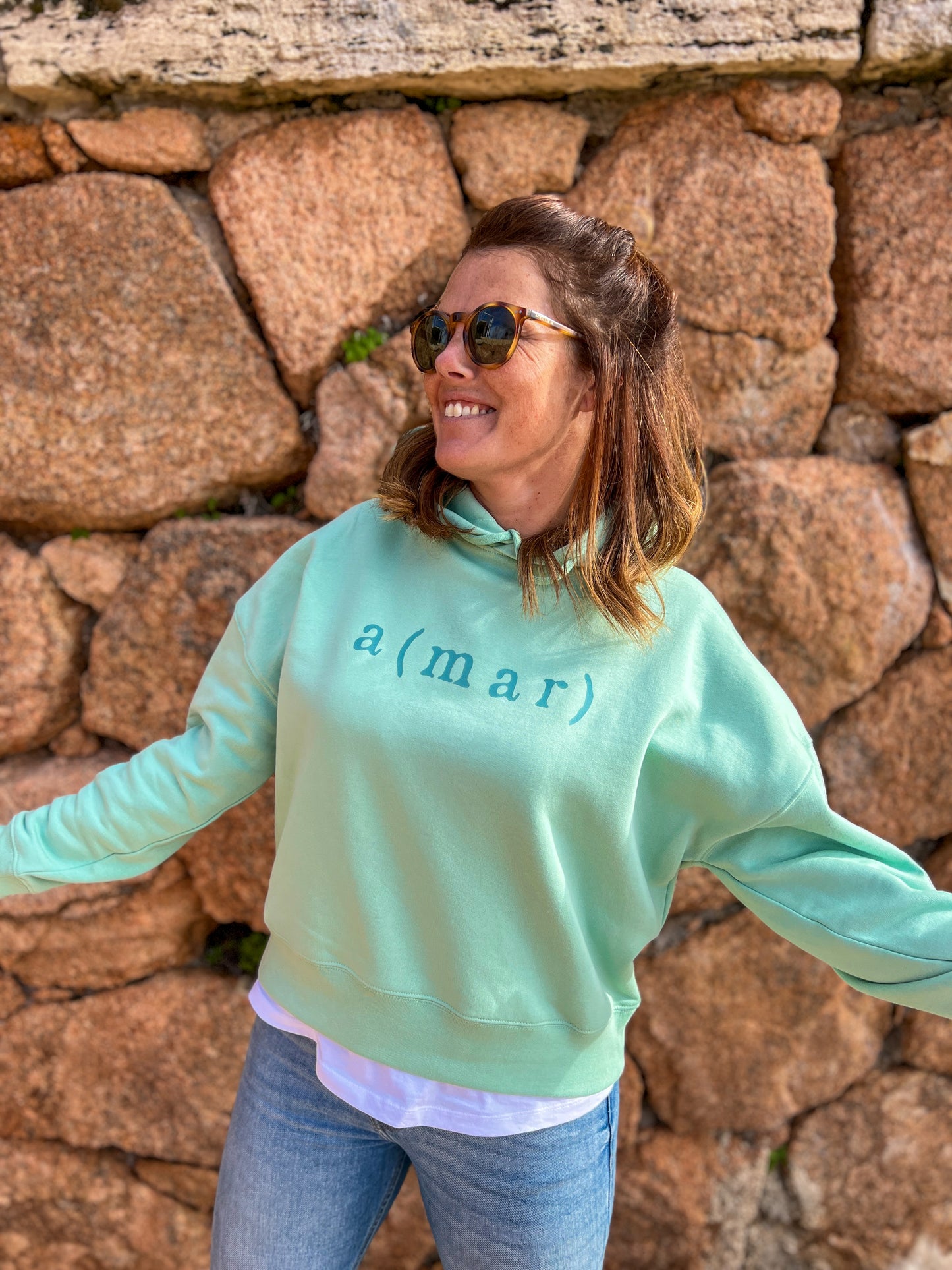 HOODIE AMAR CROP - CHICA