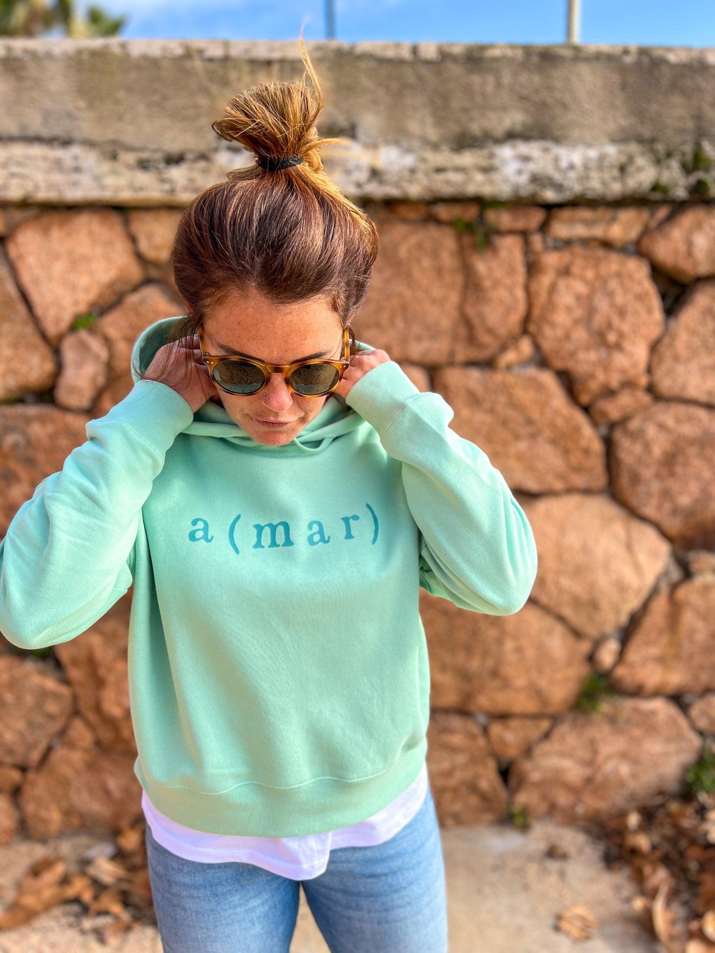 HOODIE AMAR CROP - CHICA