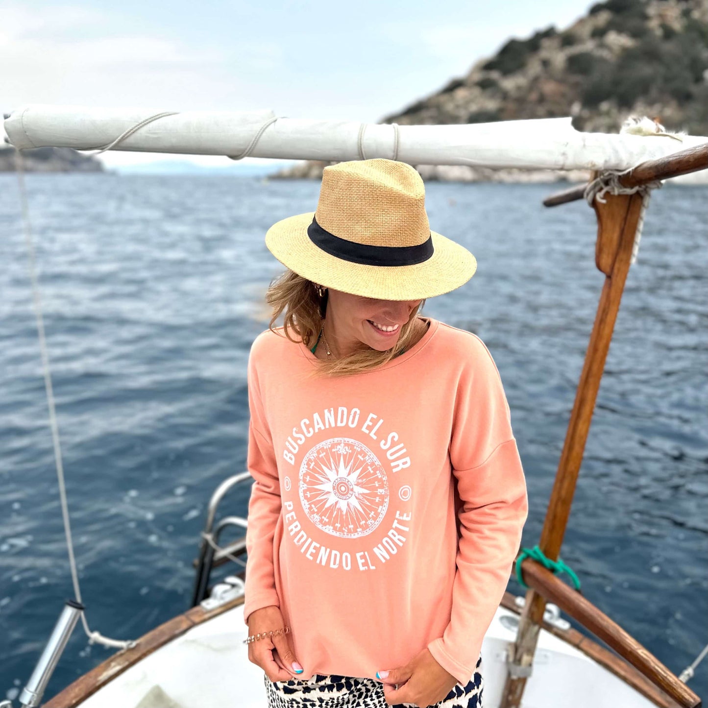 SUDADERA OVERSIZE VIENTOS PEACH - CHICA