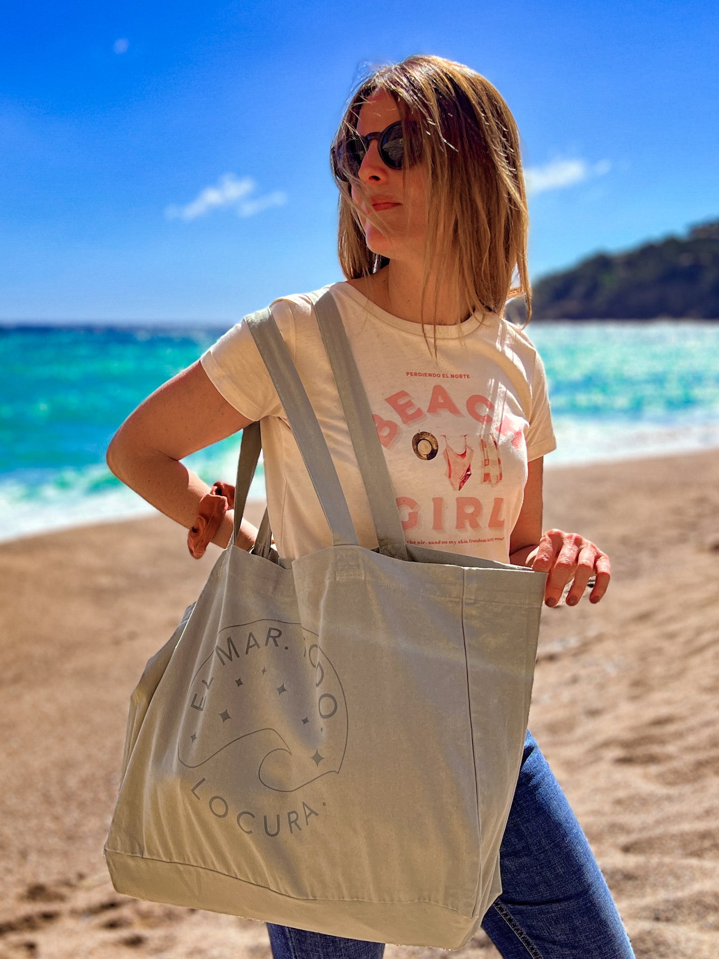 CAMISETA ENTALLADA BEACH GIRL - CHICA