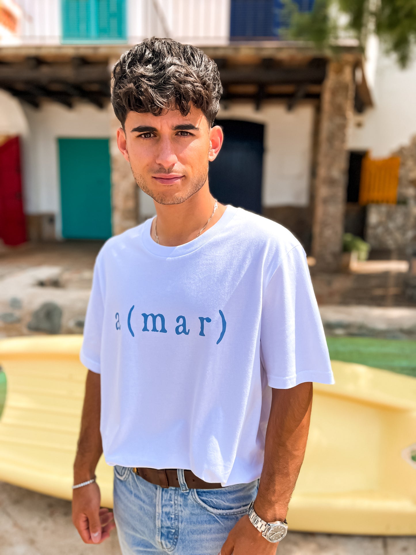 CAMISETA AMAR - UNISEX