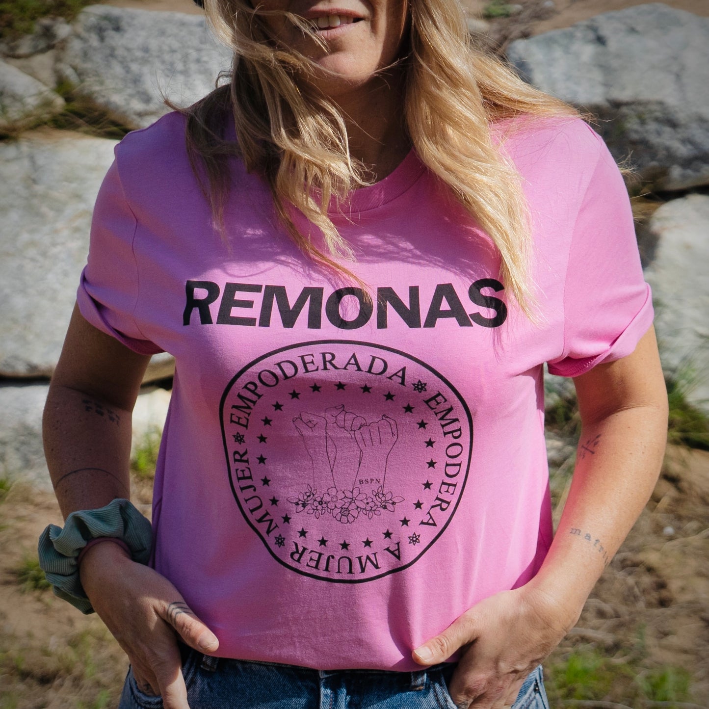 CAMISETA RE.MONAS - UNISEX