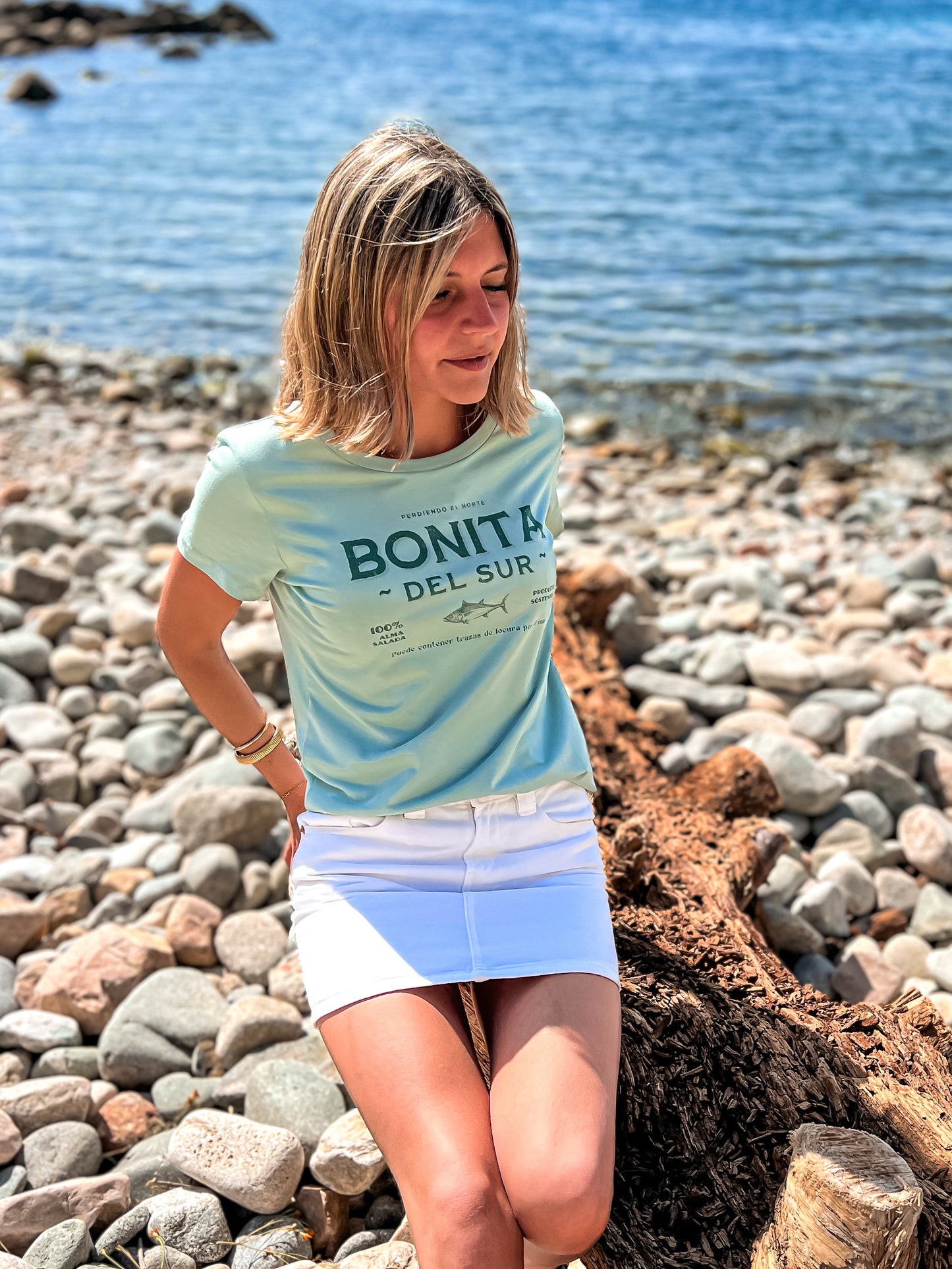 CAMISETA ENTALLADA BONITA DEL SUR - CHICA
